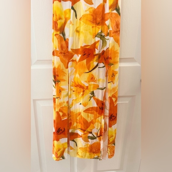 Guess Halter Neck Open Back Tropical Orange Floral Front Slit Maxi Dress sz 0 - Picture 7 of 14
